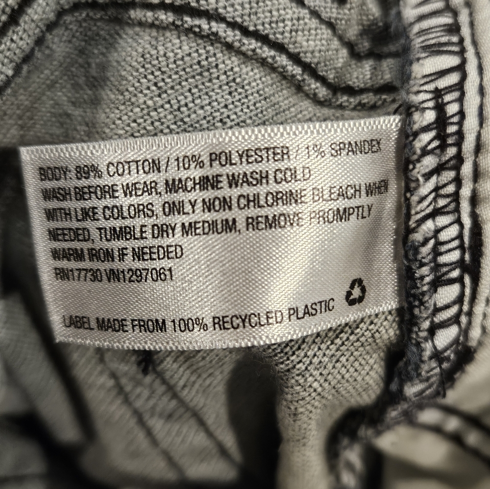 Boy's Blue Jeans - Picture 4 of 6